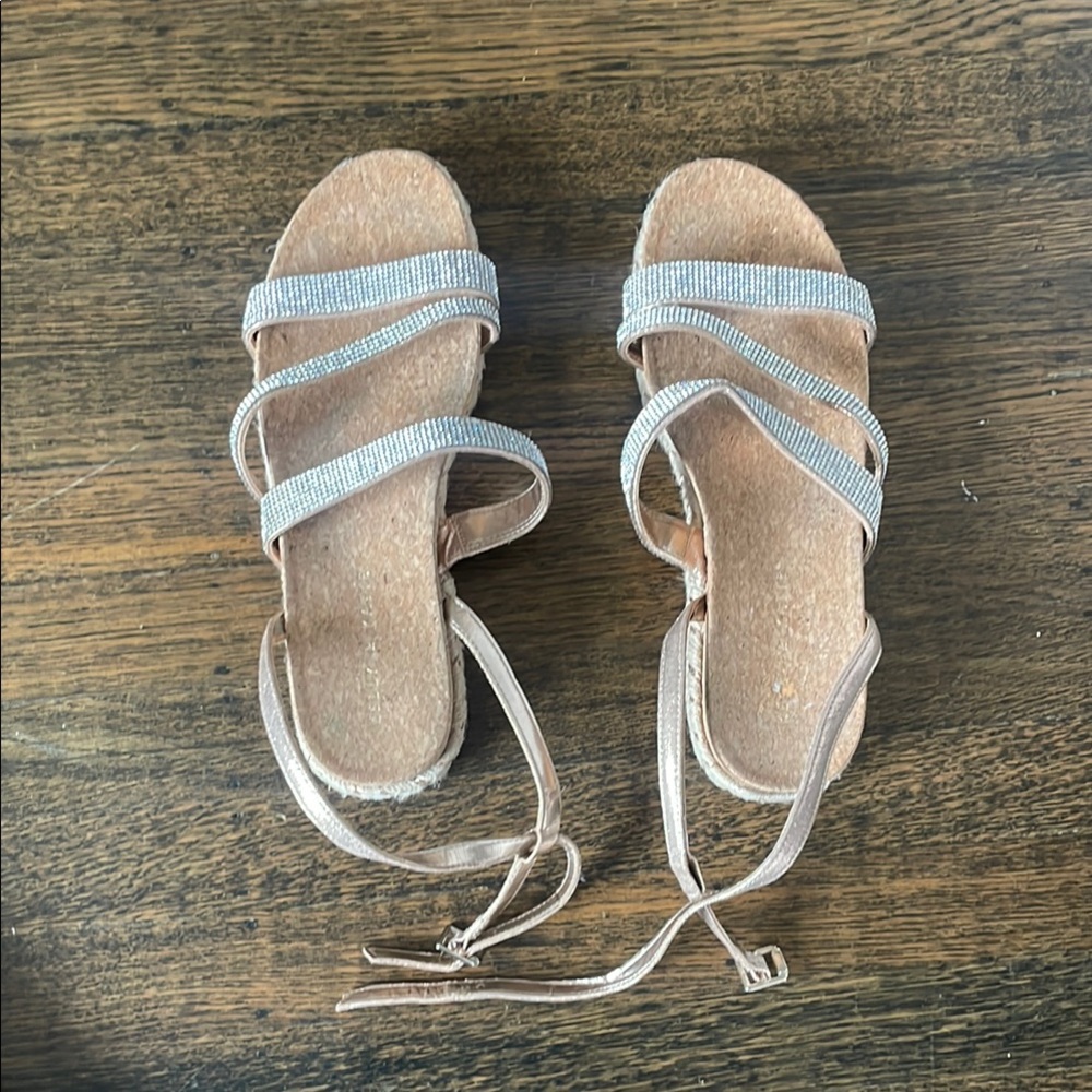 Kelly & Katie Silver Sandals with Sleek Design